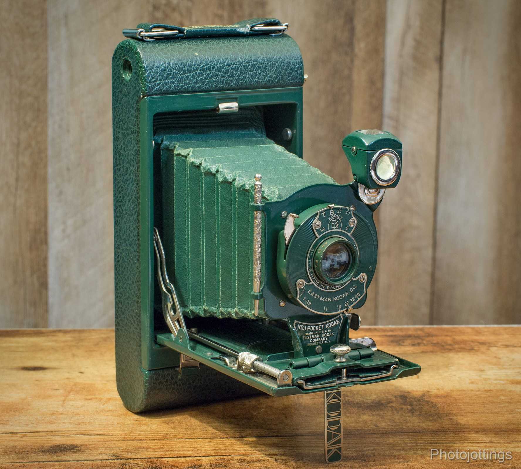 Как настроить фотоаппарат, каковы основные настройки фотоаппарата (canon, nikon)?