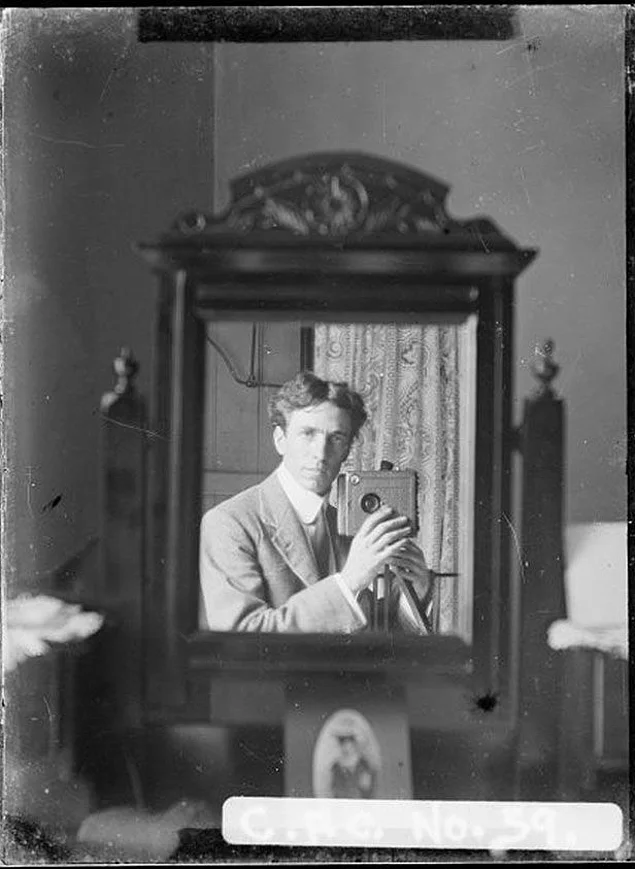 Как и когда появился первый фотоаппарат — история создания и развития фотоаппаратов