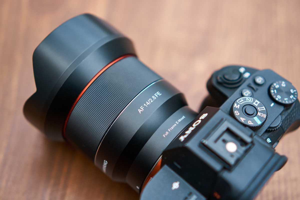 Фотообъектив samyang 24mm f/1.4 ed as umc canon ef