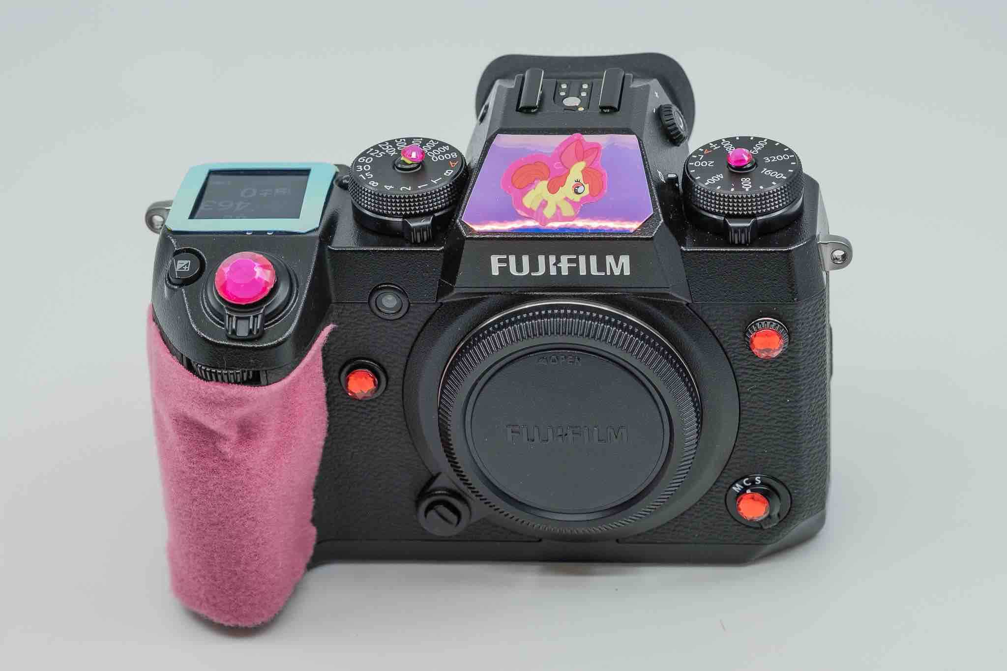 Что нового в fujifilm x-h1? стоит ли покупать?